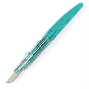 Medline Disposable Surgical Scalpels - Disposable Safety Scalpel with Stainless Steel Blade, Sterile, No. 11 - MDS15311