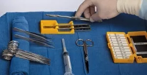 Medline Gold Standard Plastic Surgical Scalpel Holder - Gold Scapel Holder, Sterile - DYNJBS01GS