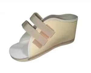Medline Hook-and-Loop Post-Op Shoes - Vinyl Post-Op Shoe with Hook and Loop Closure, Men's Size L - ORT30200ML